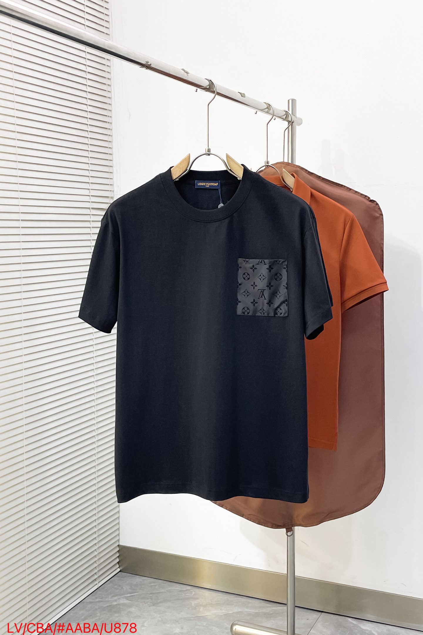 short sleeves
